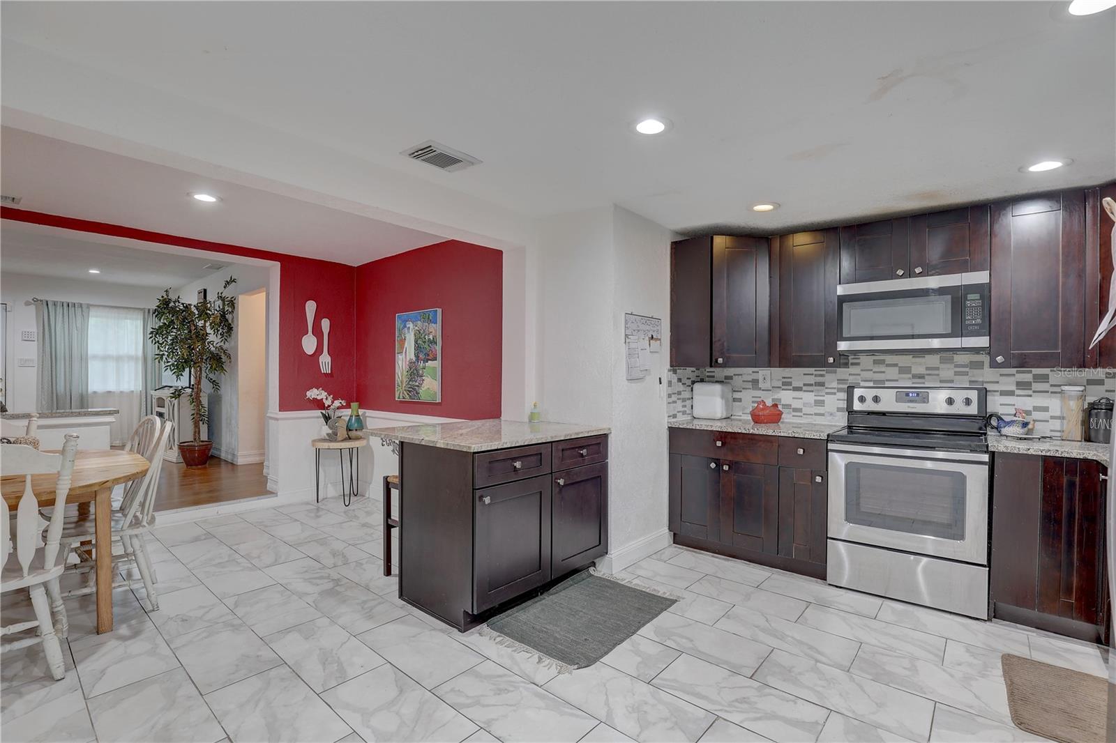 Image 15 of 32 For 3212 34th Avenue N