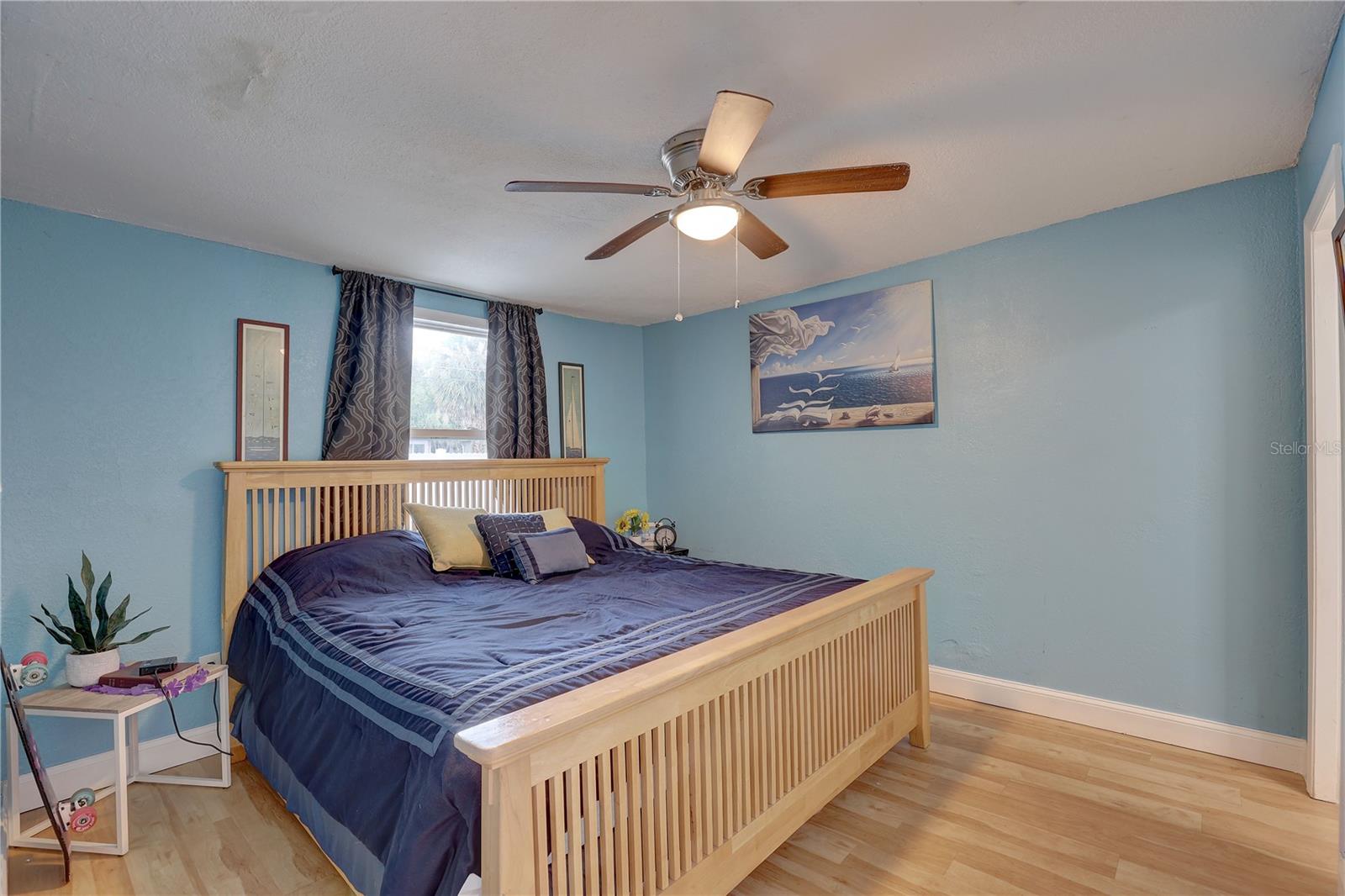 Image 18 of 32 For 3212 34th Avenue N