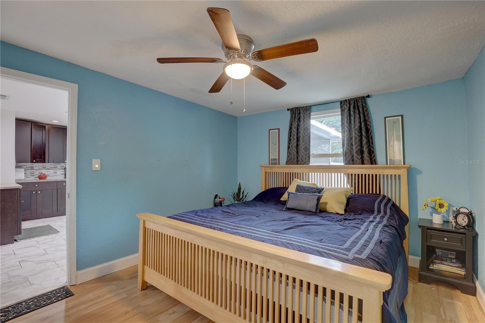 Image 19 of 32 For 3212 34th Avenue N