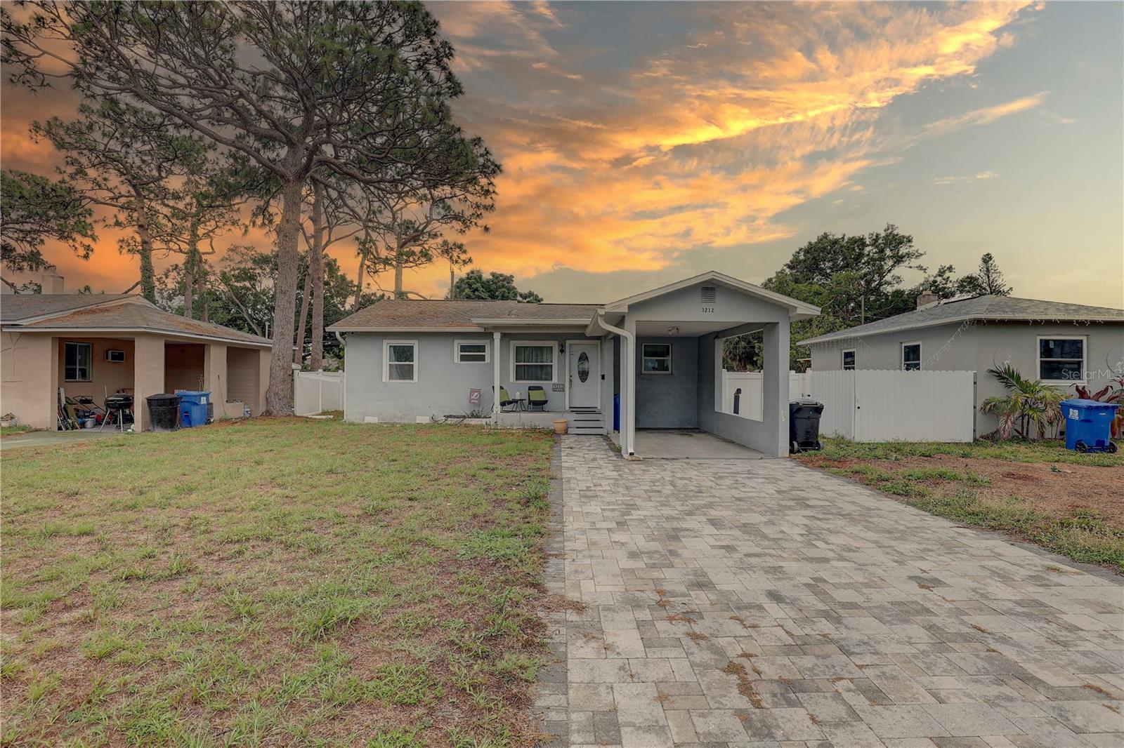 Image 2 of 32 For 3212 34th Avenue N