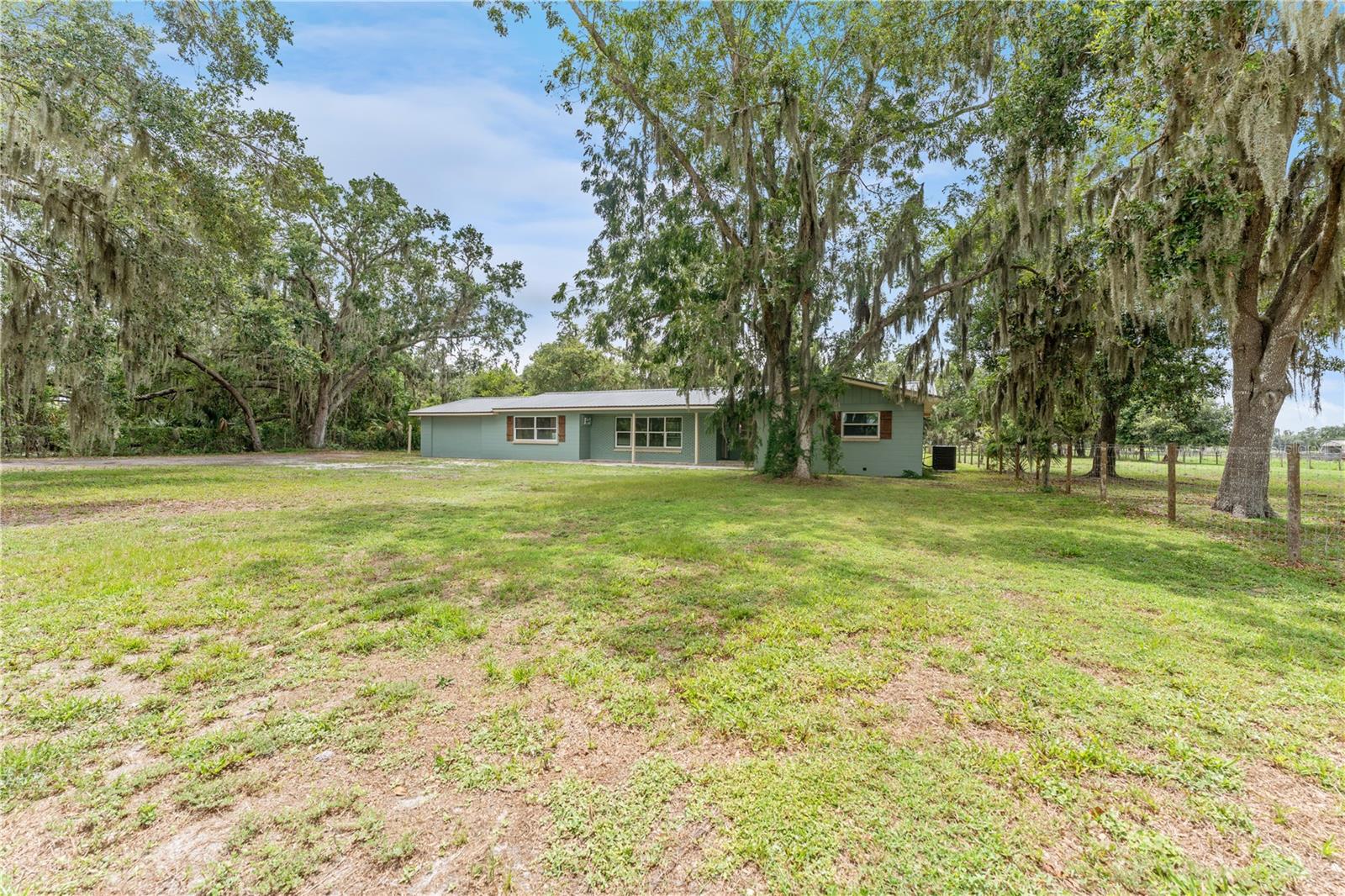 Details for 9819 Allen Road, LITHIA, FL 33547