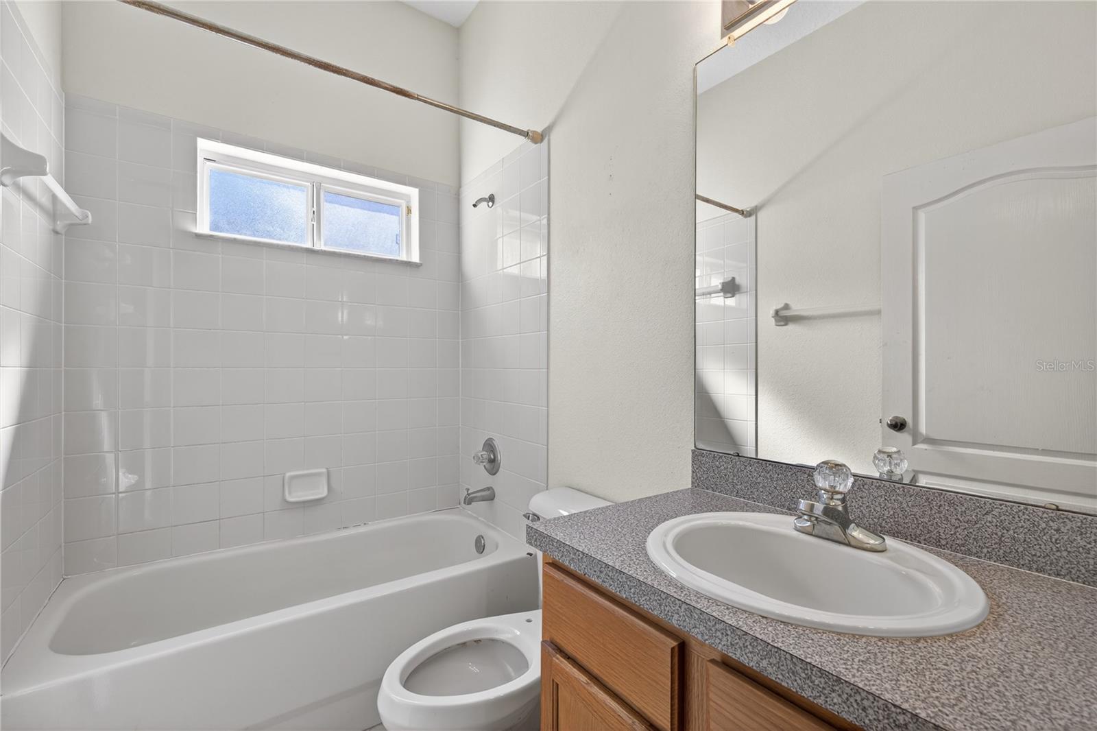Image 36 of 43 For 1835 Fircrest Court