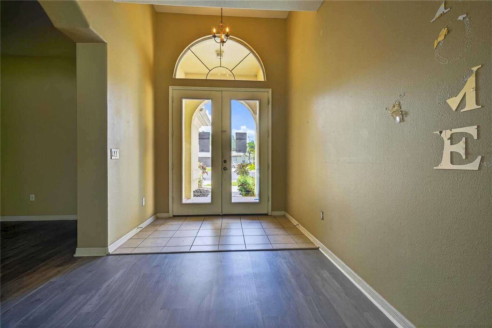 Image 4 of 43 For 1835 Fircrest Court