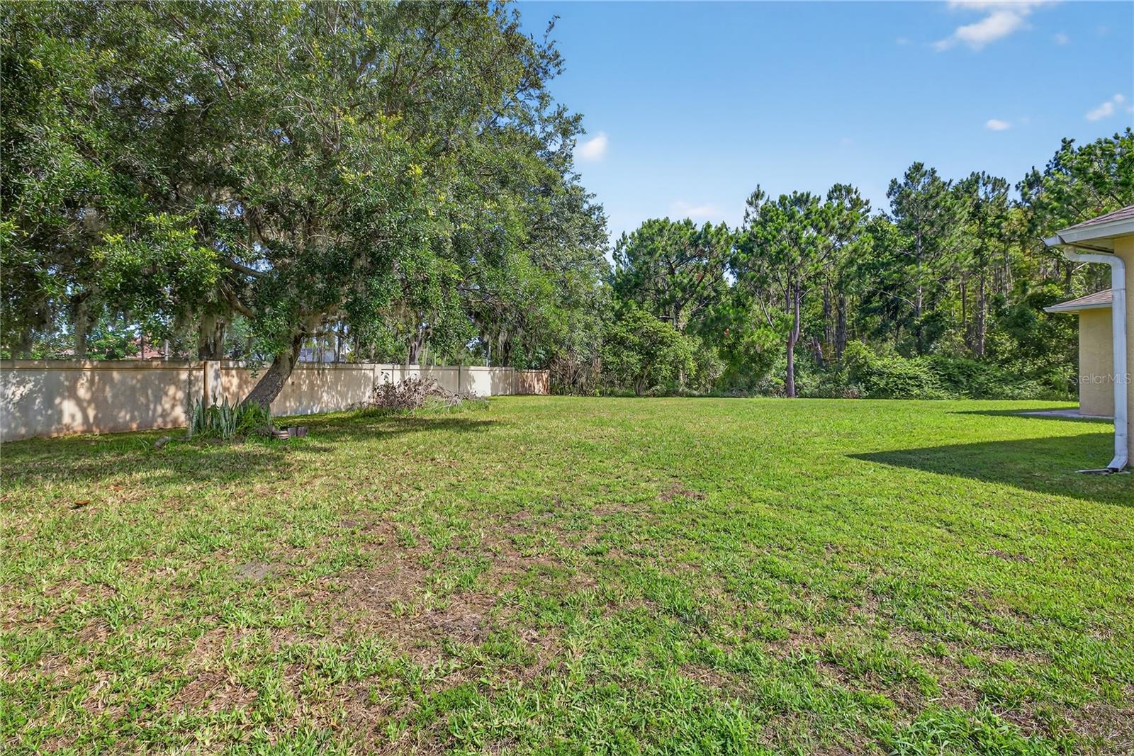 Image 40 of 43 For 1835 Fircrest Court
