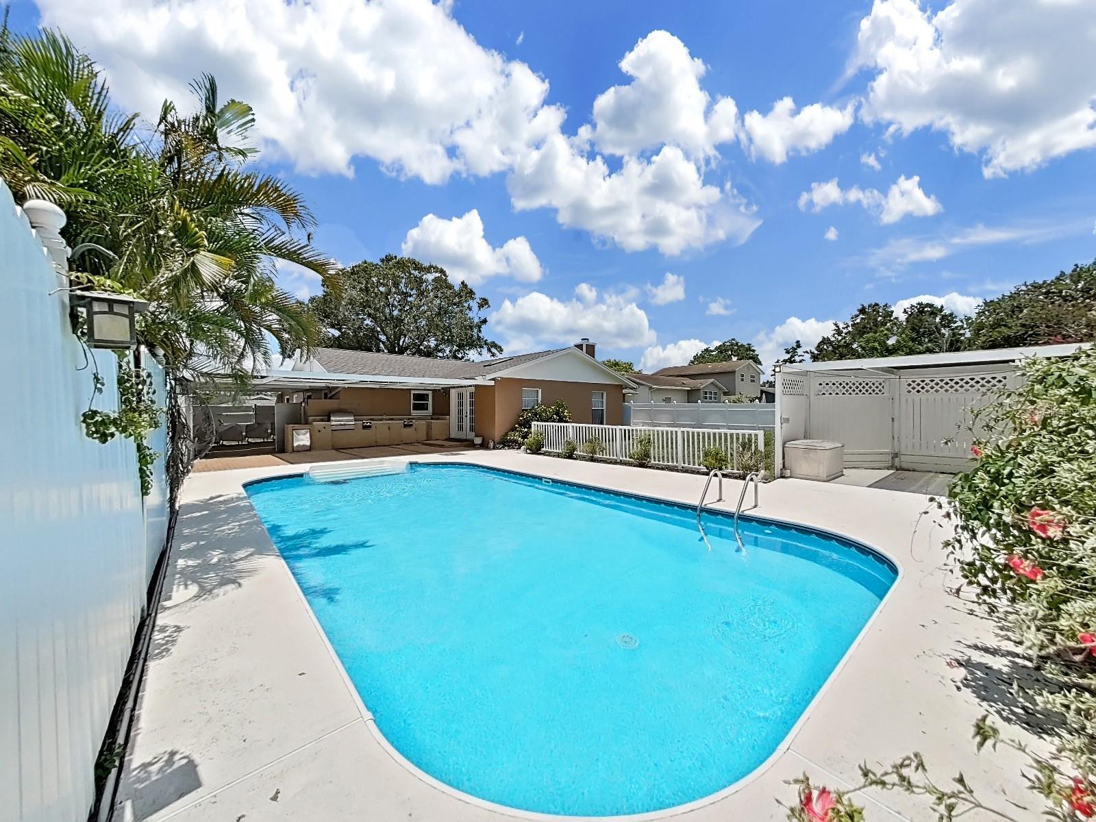 Image 36 of 49 For 2209 Kingswood Lane