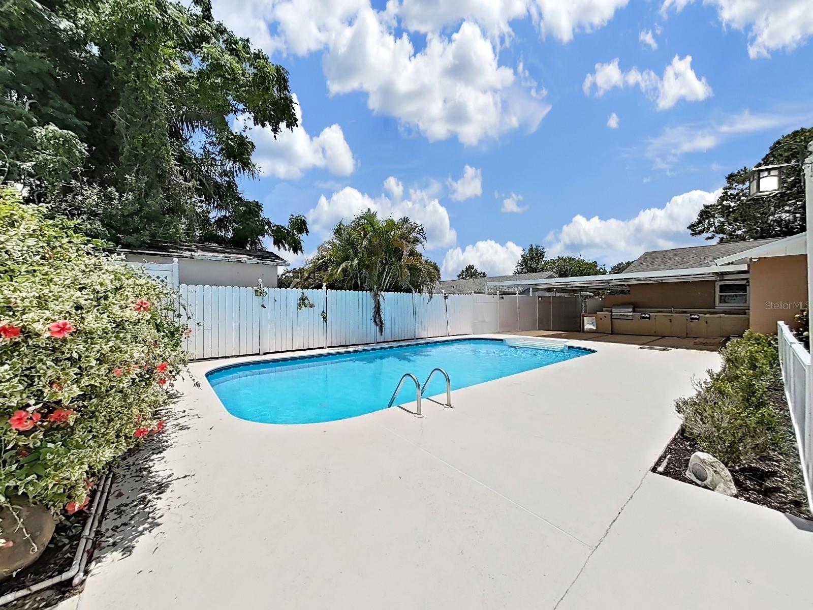 Image 37 of 49 For 2209 Kingswood Lane