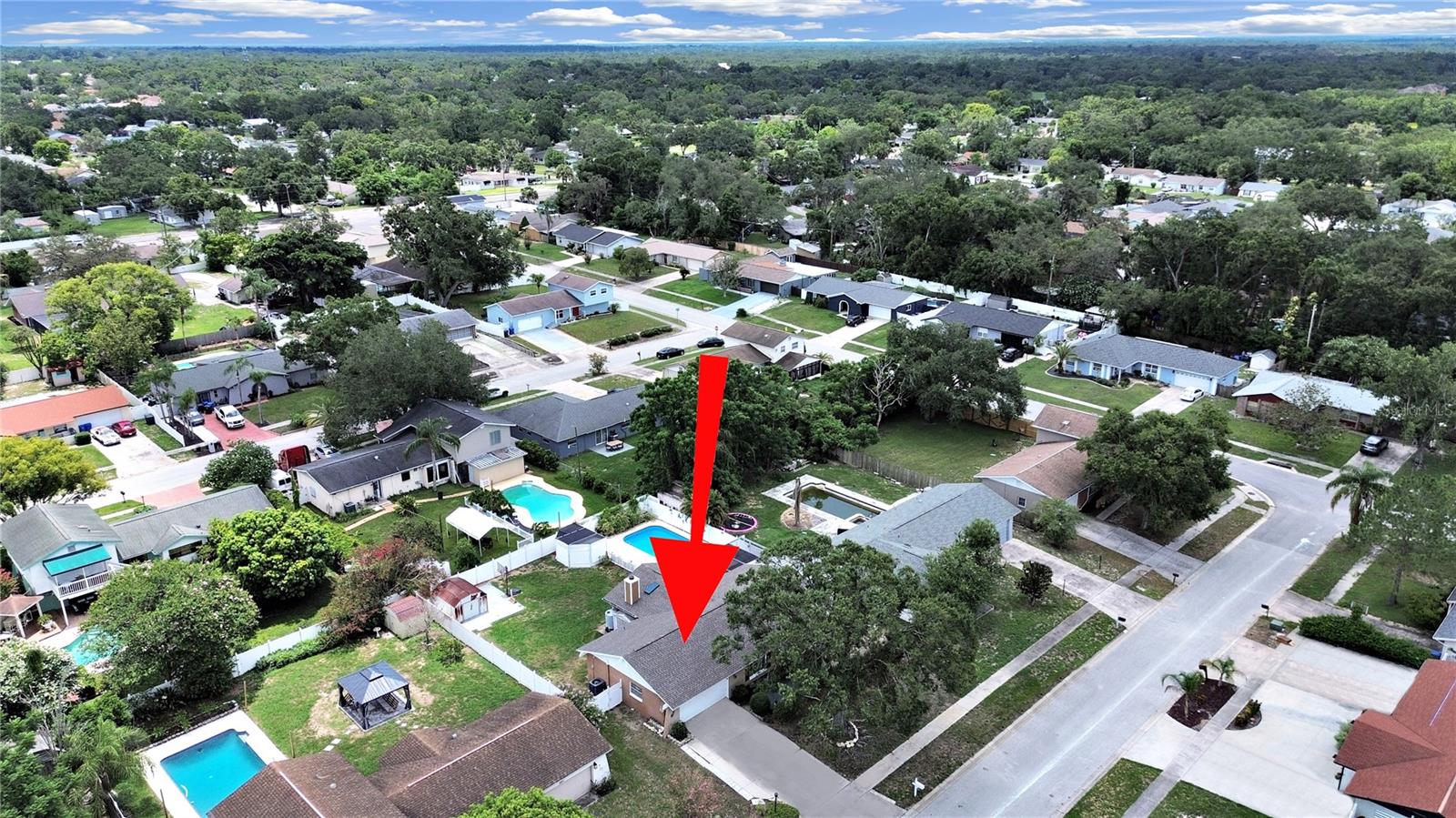 Image 4 of 49 For 2209 Kingswood Lane