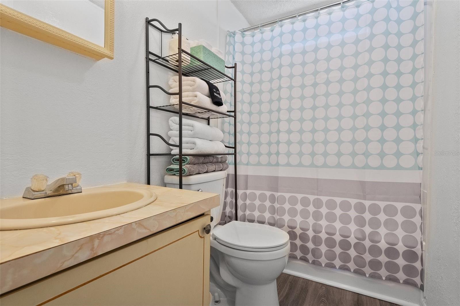 Image 36 of 56 For 6901 Richard Drive