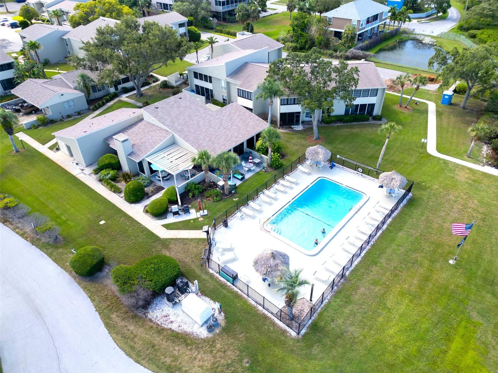 Image 26 of 67 For 401 Windrush Bay Drive