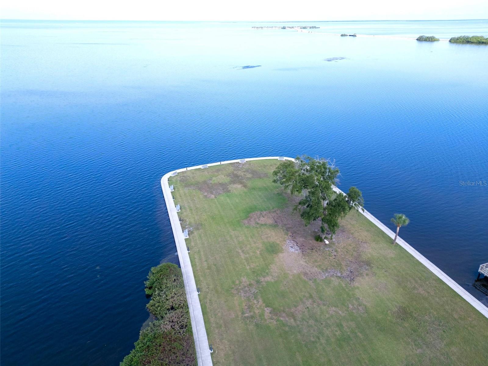 Image 34 of 67 For 401 Windrush Bay Drive