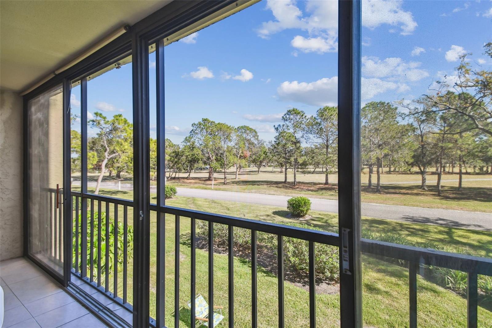 Image 16 of 97 For 2700 Cove Cay Drive 1-2f