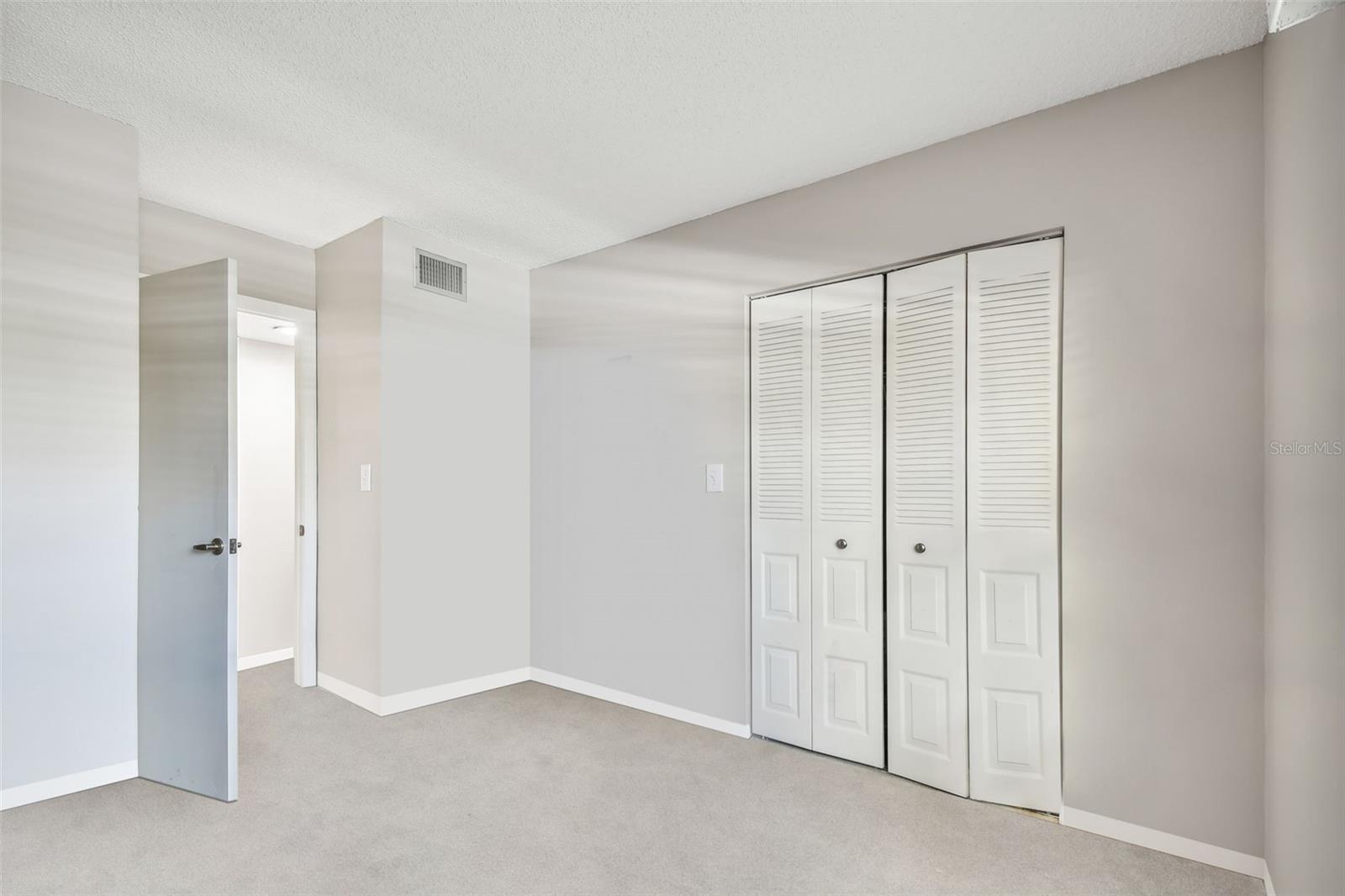 Image 45 of 97 For 2700 Cove Cay Drive 1-2f