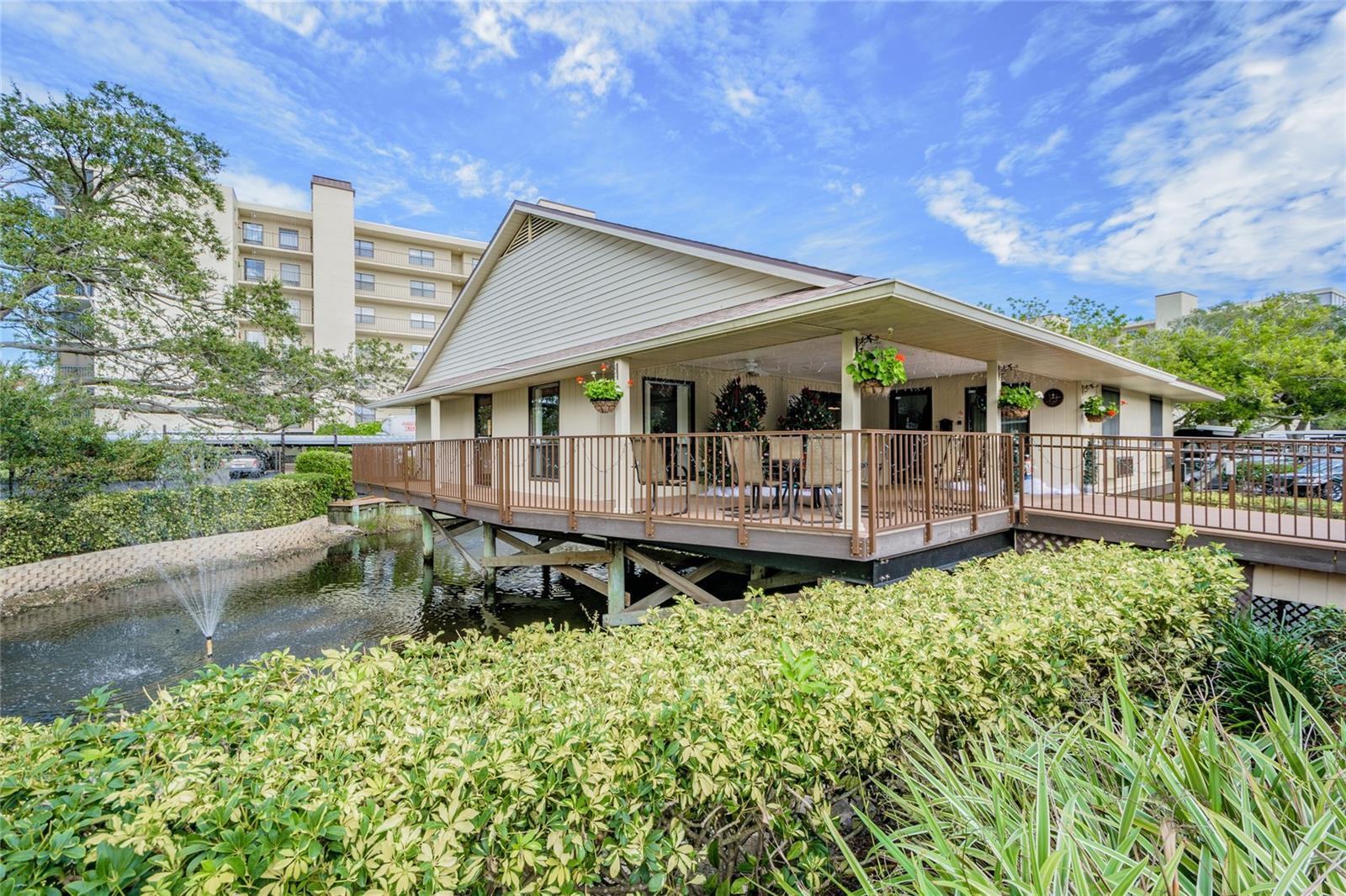 Image 50 of 97 For 2700 Cove Cay Drive 1-2f