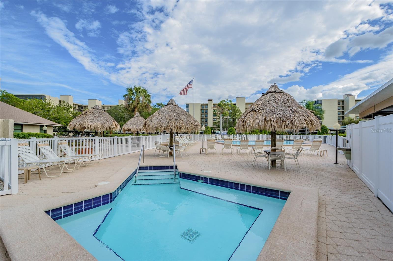 Image 56 of 97 For 2700 Cove Cay Drive 1-2f