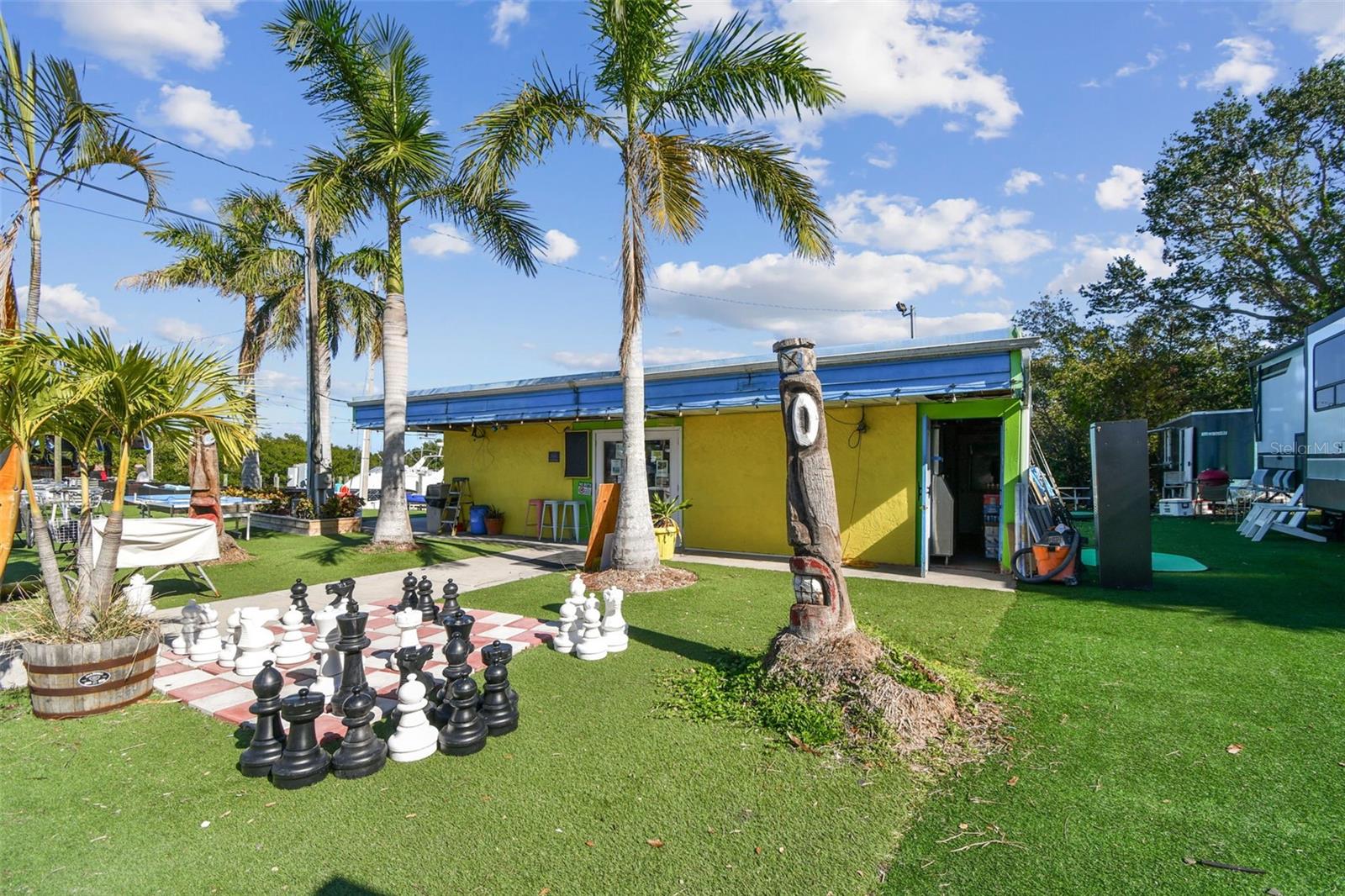Image 81 of 97 For 2700 Cove Cay Drive 1-2f