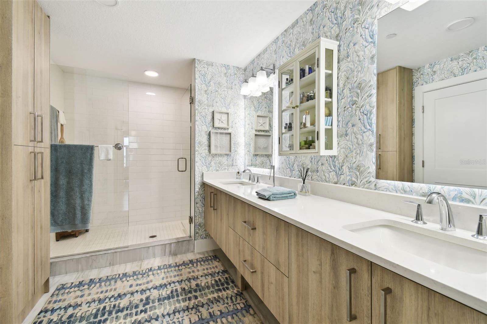 Image 39 of 52 For 415 Island Way 507