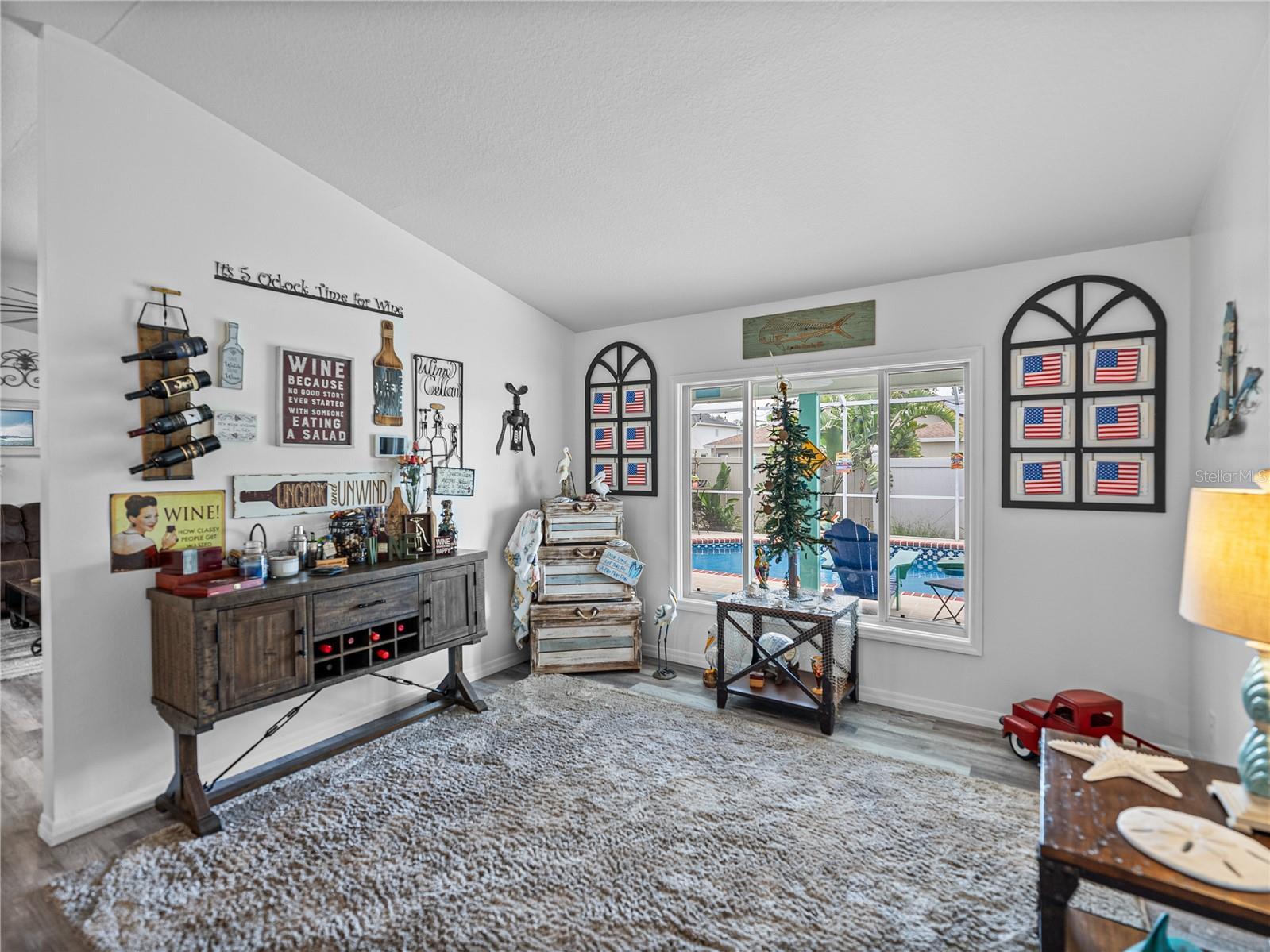 Image 13 of 73 For 920 Tuscanny Street