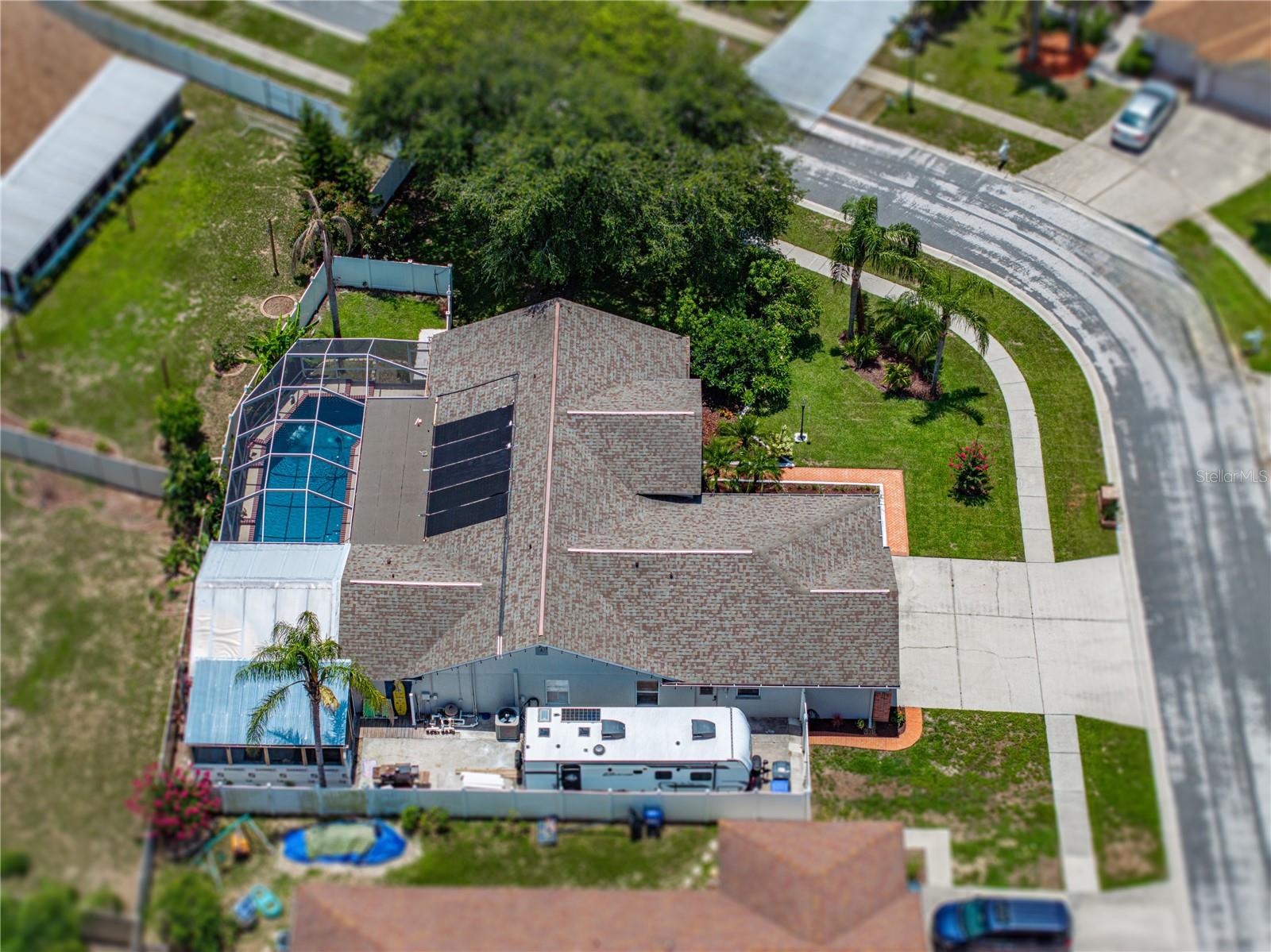 Image 3 of 73 For 920 Tuscanny Street