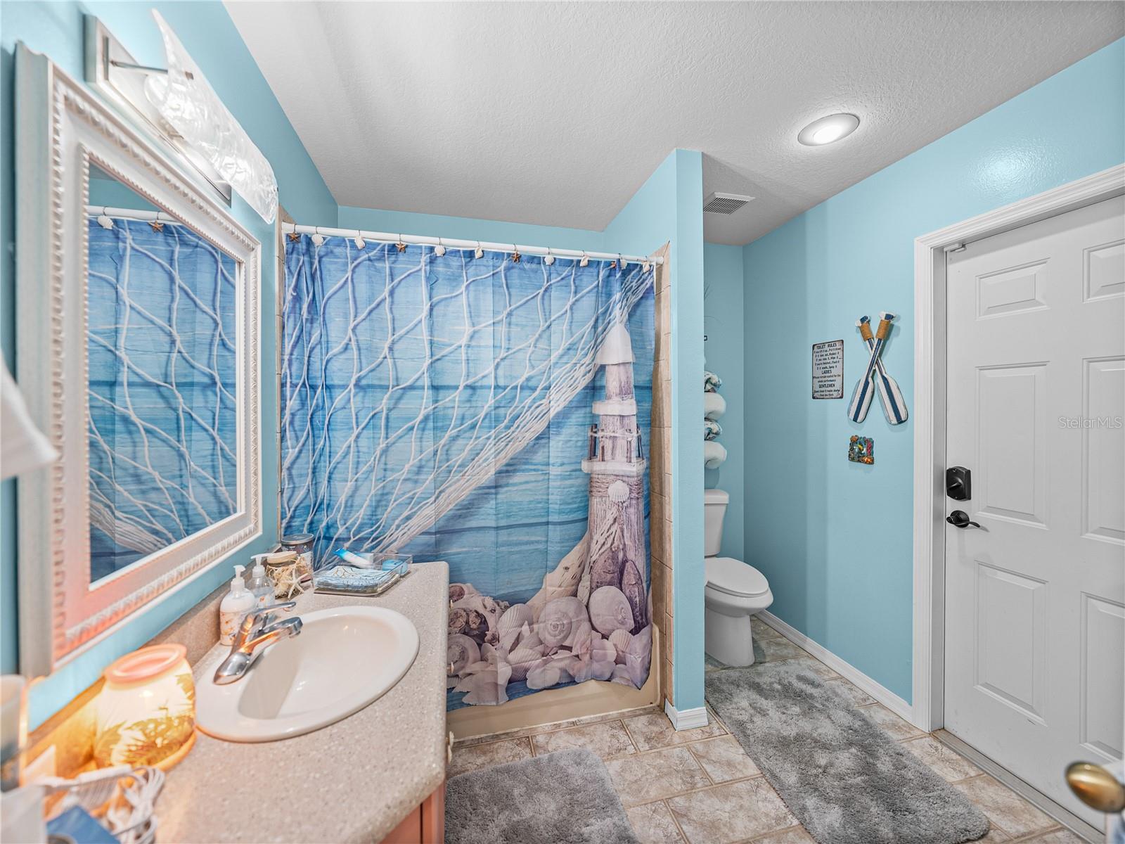 Image 34 of 73 For 920 Tuscanny Street