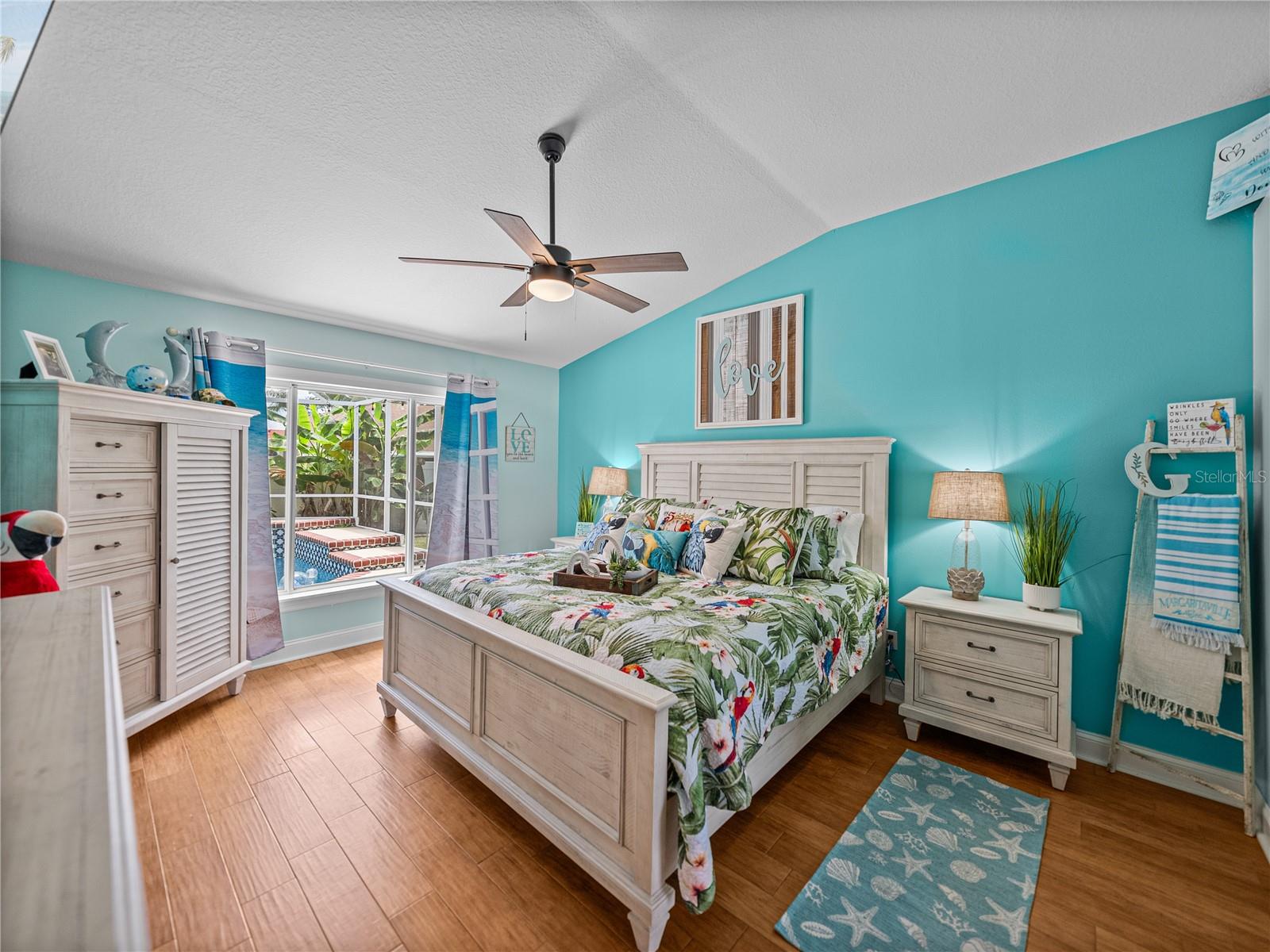 Image 38 of 73 For 920 Tuscanny Street