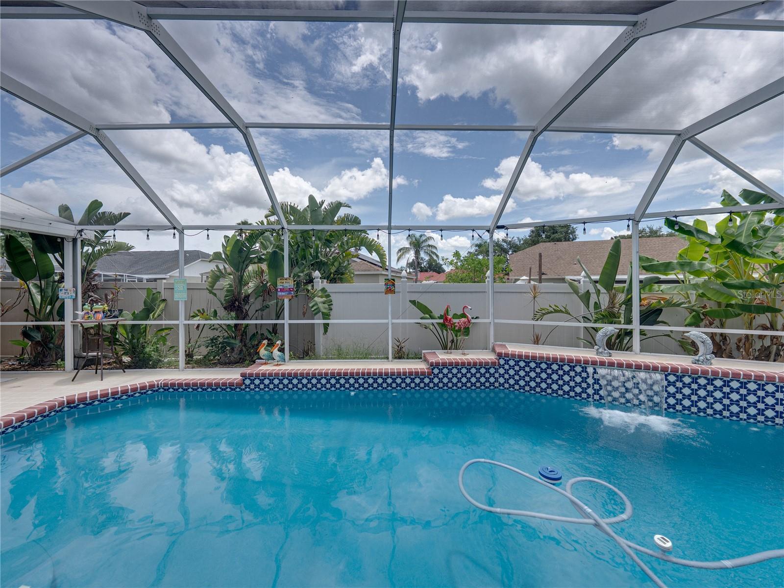 Image 53 of 73 For 920 Tuscanny Street
