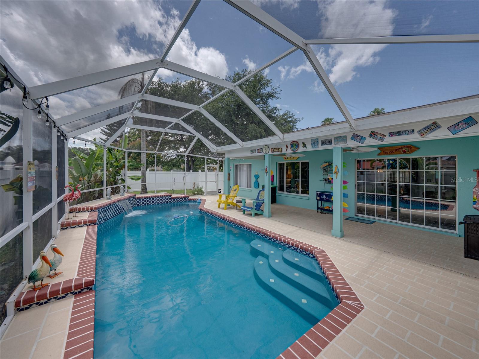 Image 57 of 73 For 920 Tuscanny Street