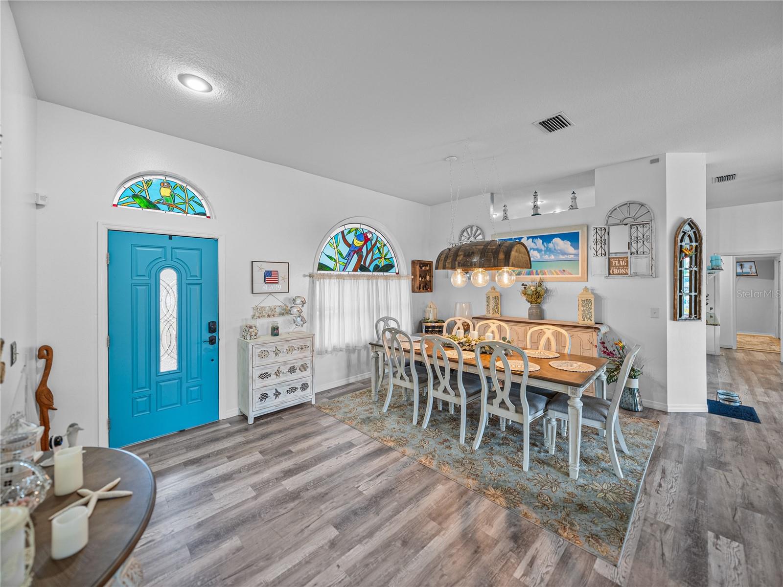 Image 7 of 73 For 920 Tuscanny Street