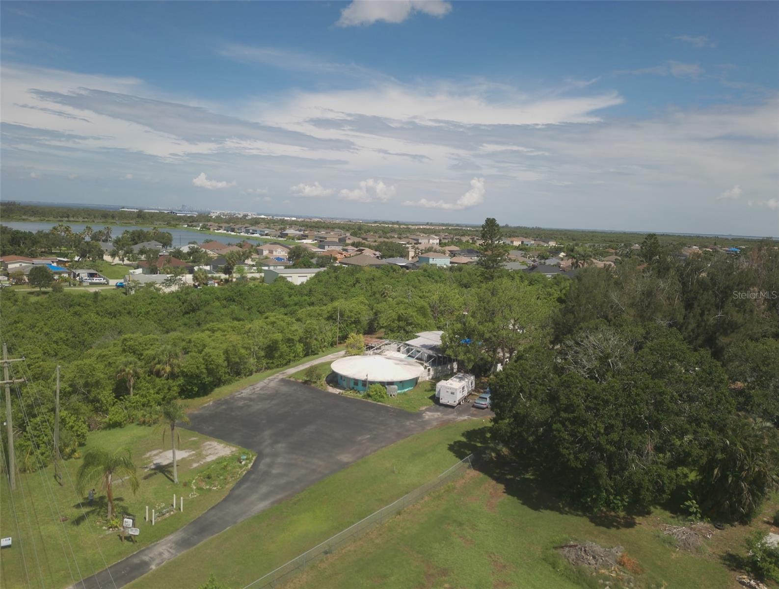 Image 26 of 37 For 1603, 1605,1608,1611 Shell Point Road