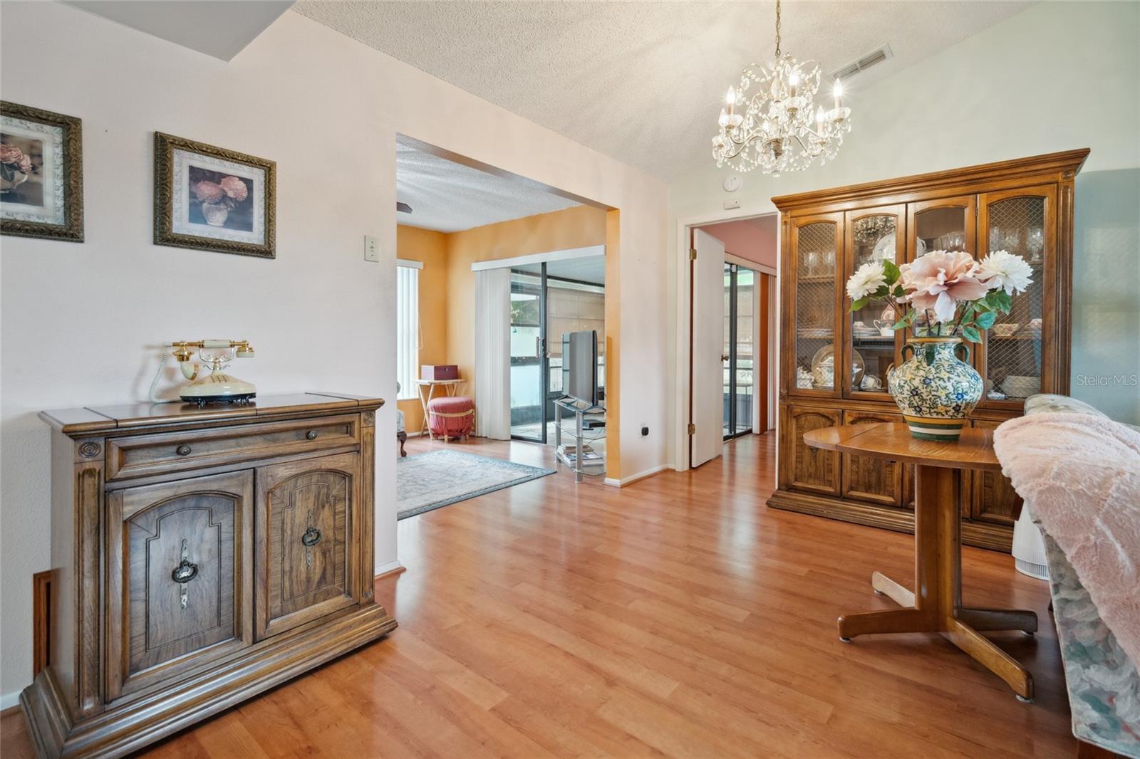 Image 11 of 33 For 7810 Flintlock Drive