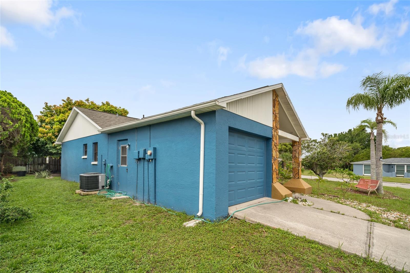 Image 2 of 33 For 7810 Flintlock Drive
