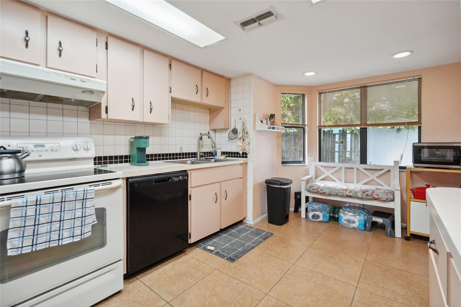 Image 20 of 33 For 7810 Flintlock Drive