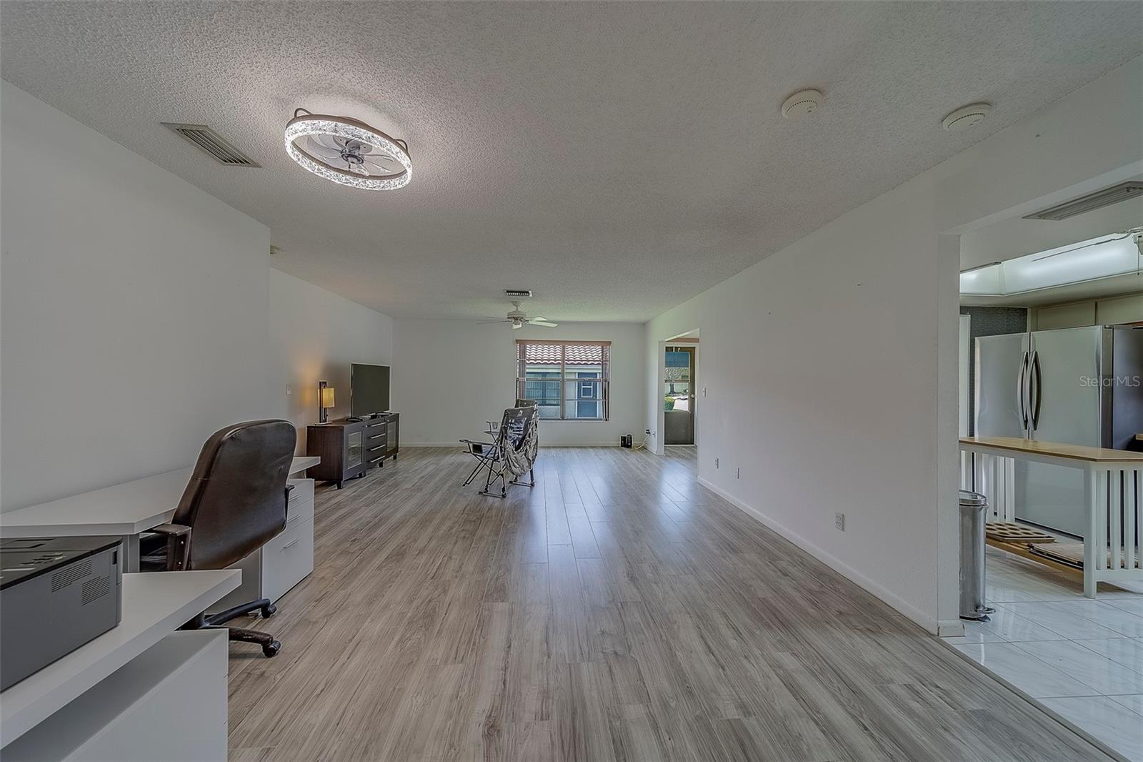 Image 18 of 55 For 8701 40th Lane N