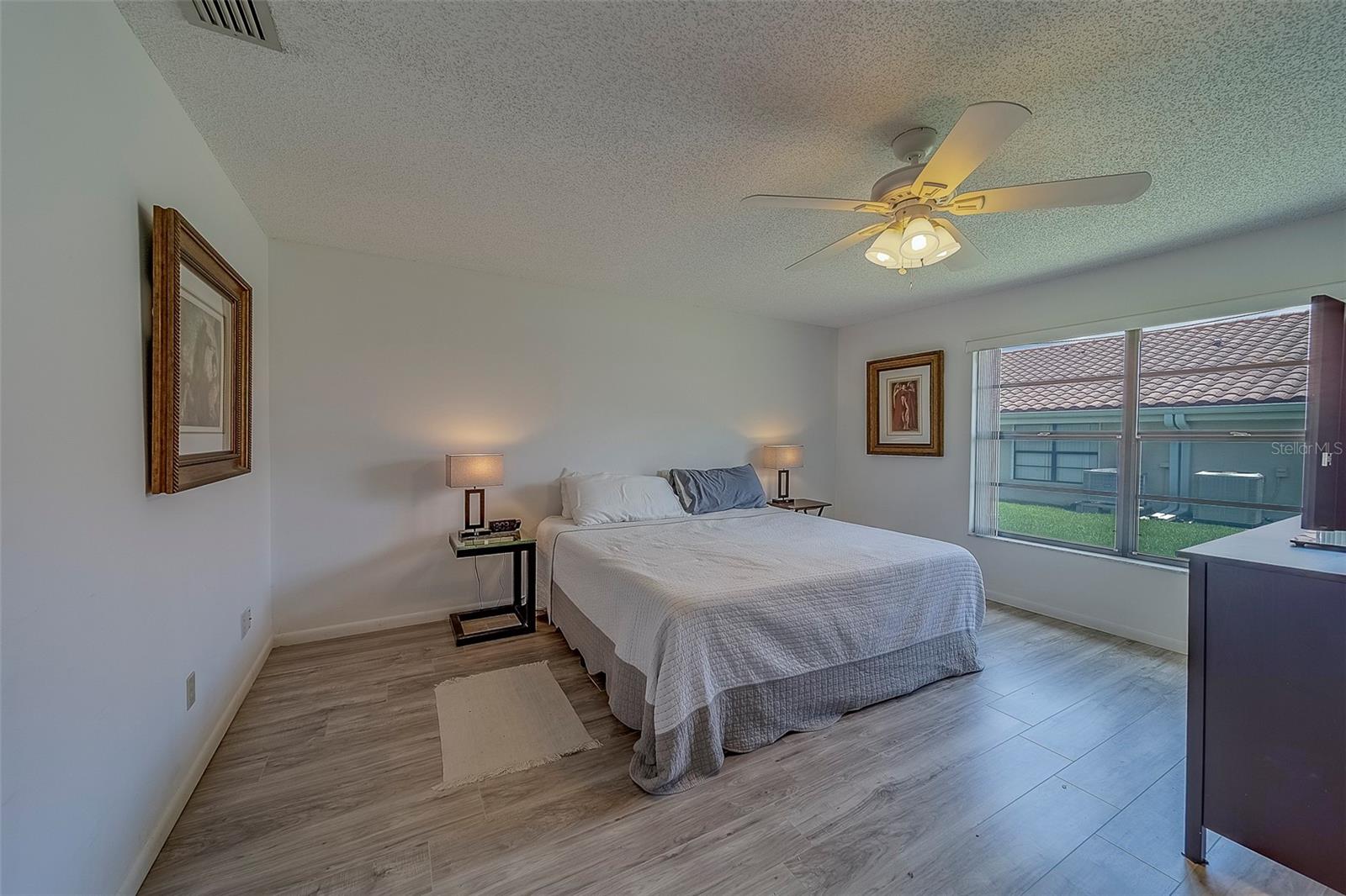 Image 24 of 55 For 8701 40th Lane N
