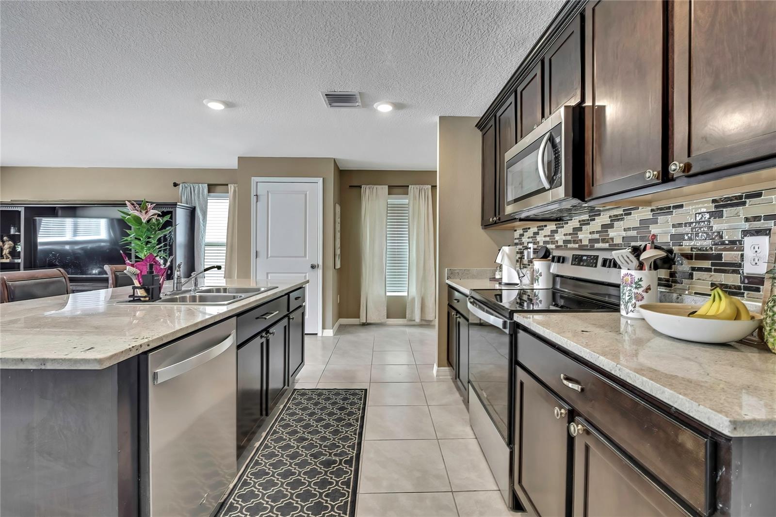 Image 15 of 44 For 13648 Whiskey Daisy Drive