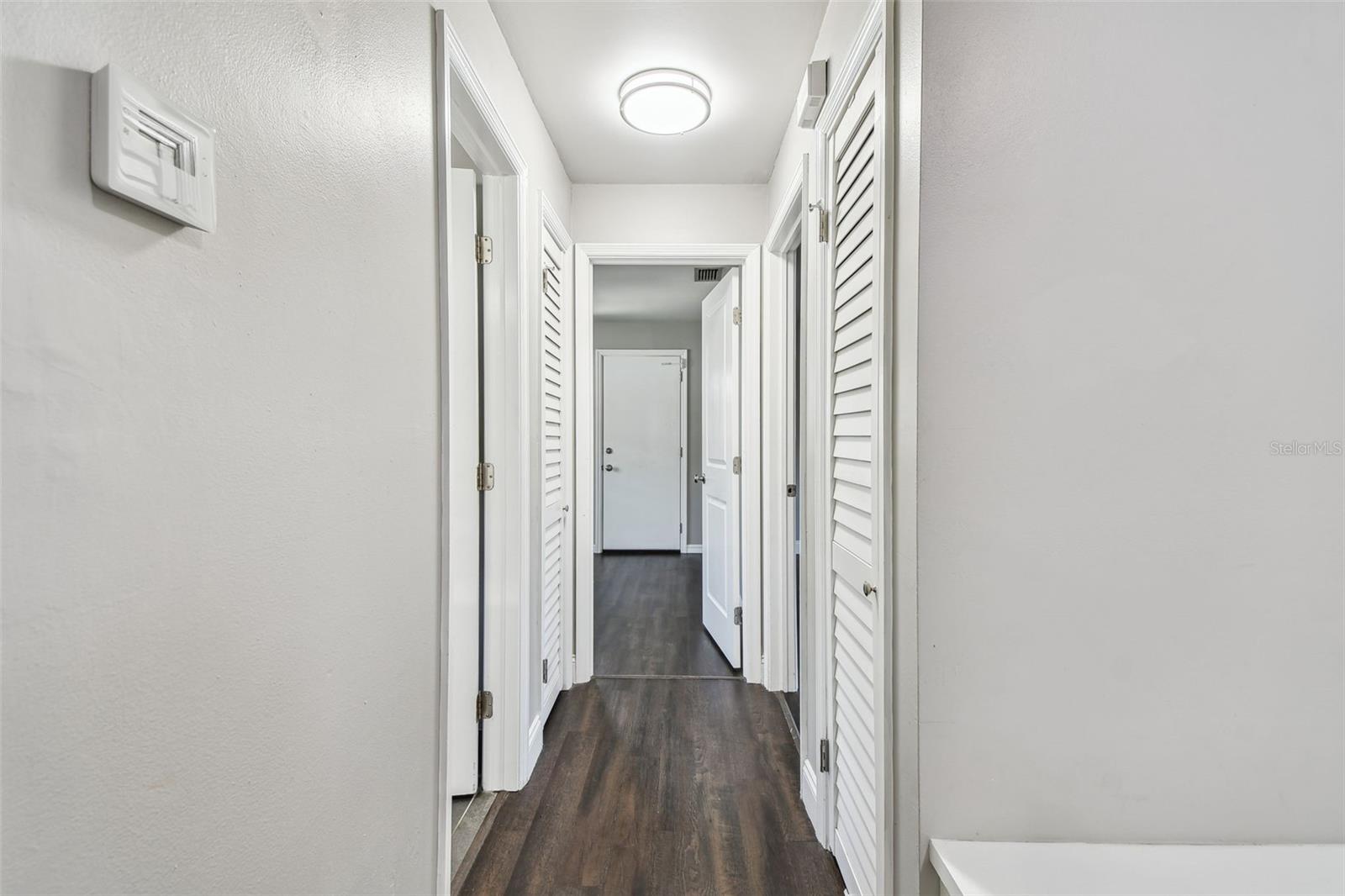 Image 28 of 75 For 483 32nd Avenue N