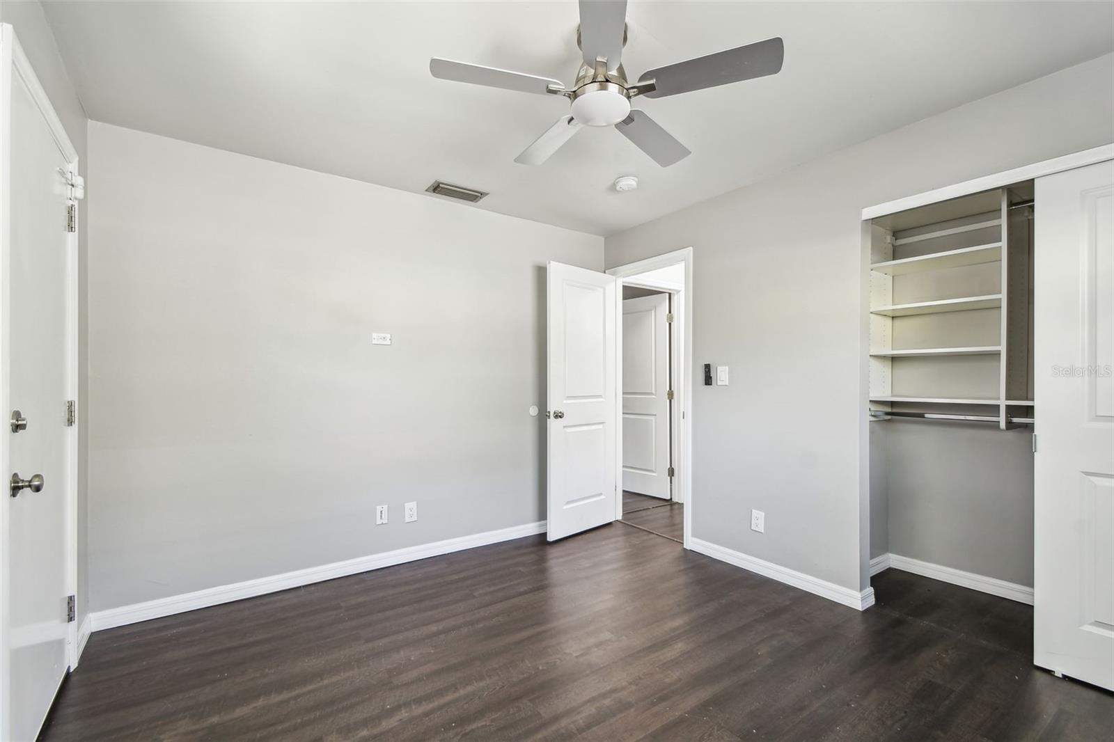 Image 31 of 75 For 483 32nd Avenue N