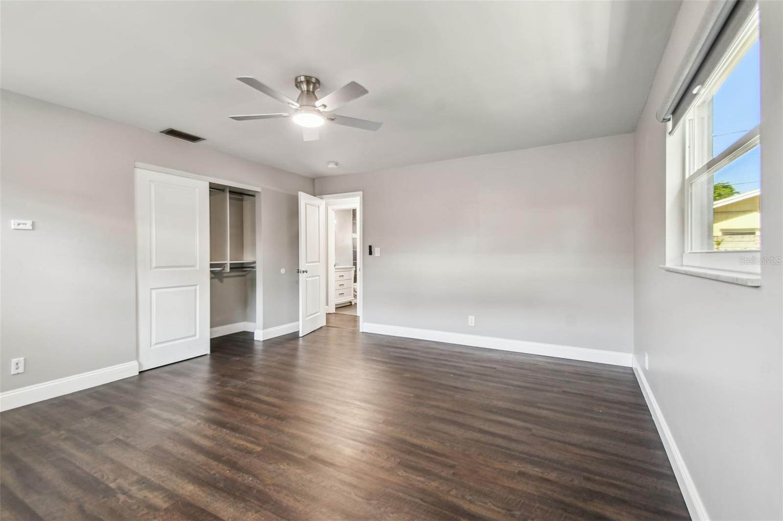 Image 39 of 75 For 483 32nd Avenue N