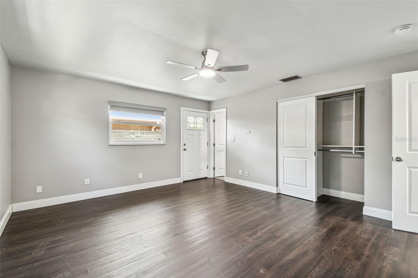 Image 40 of 75 For 483 32nd Avenue N