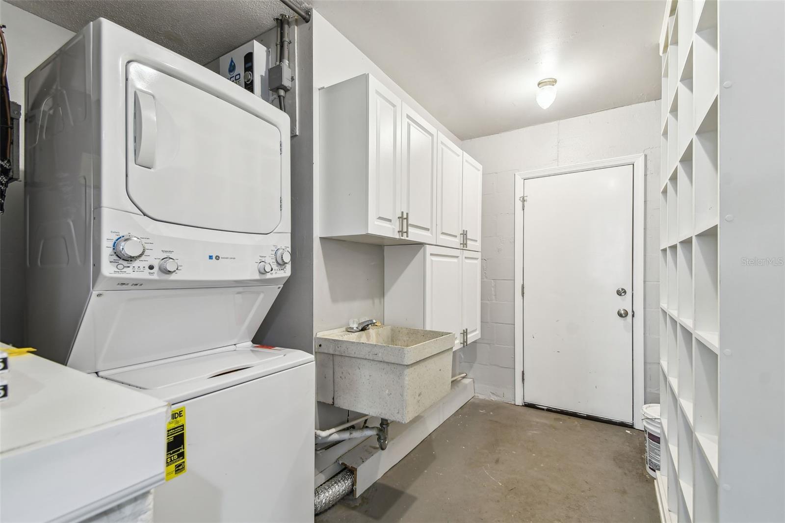 Image 45 of 75 For 483 32nd Avenue N