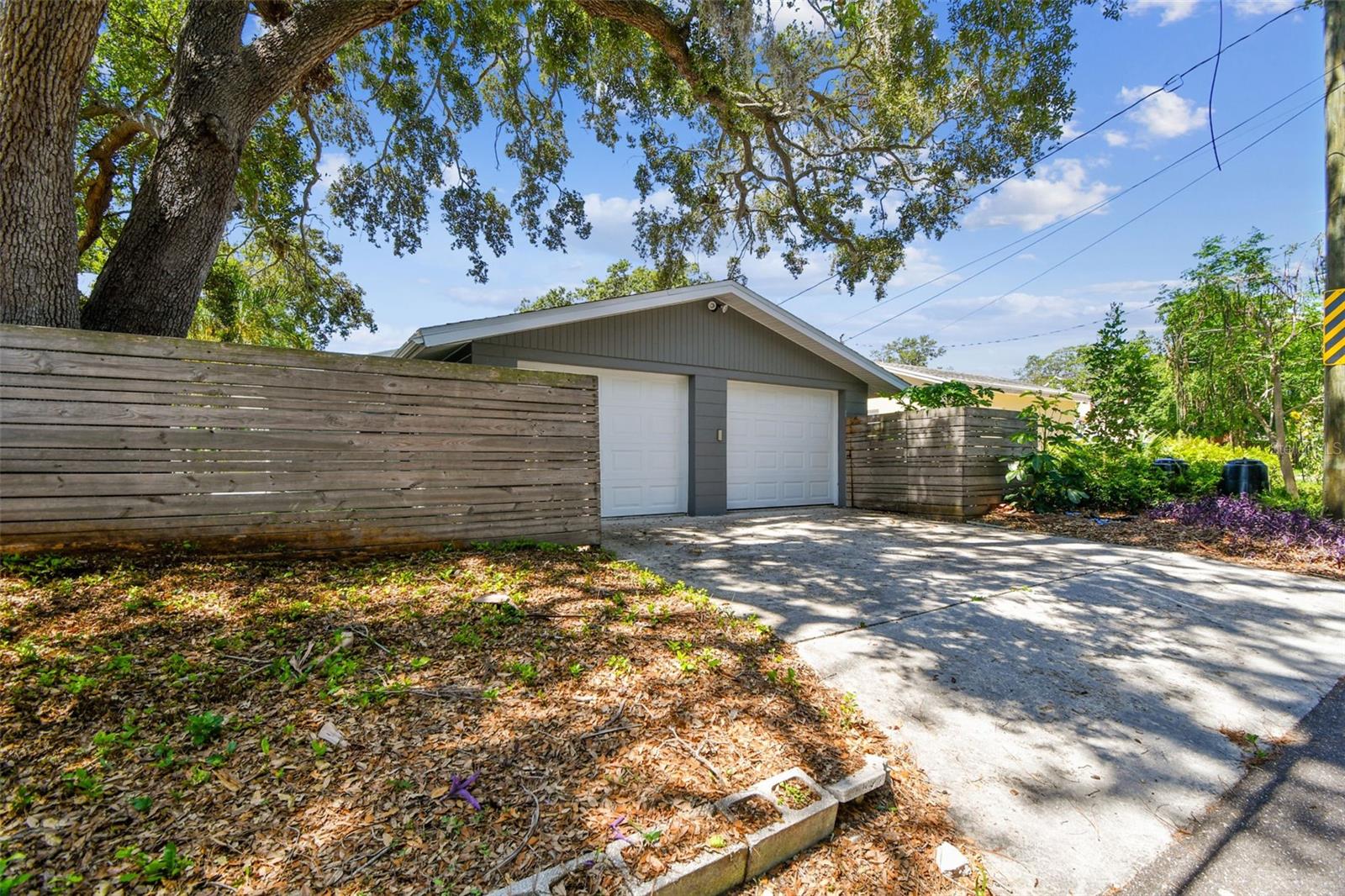 Image 55 of 75 For 483 32nd Avenue N