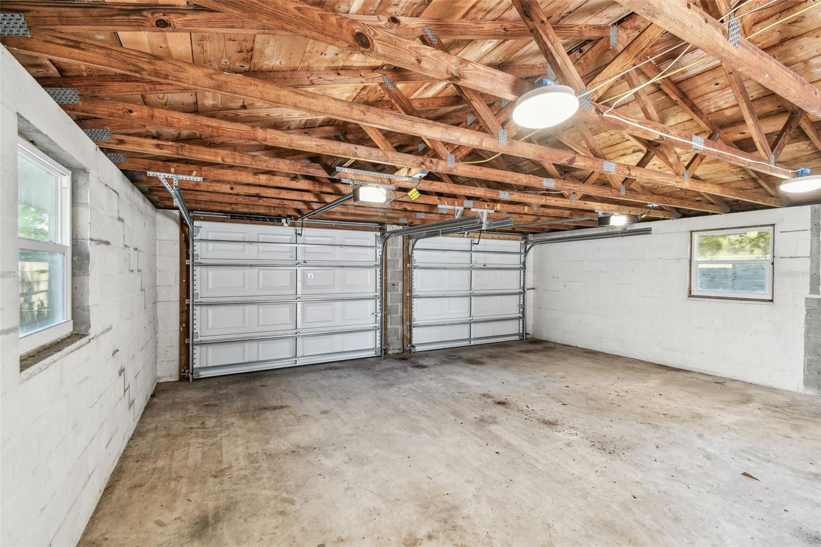 Image 58 of 75 For 483 32nd Avenue N