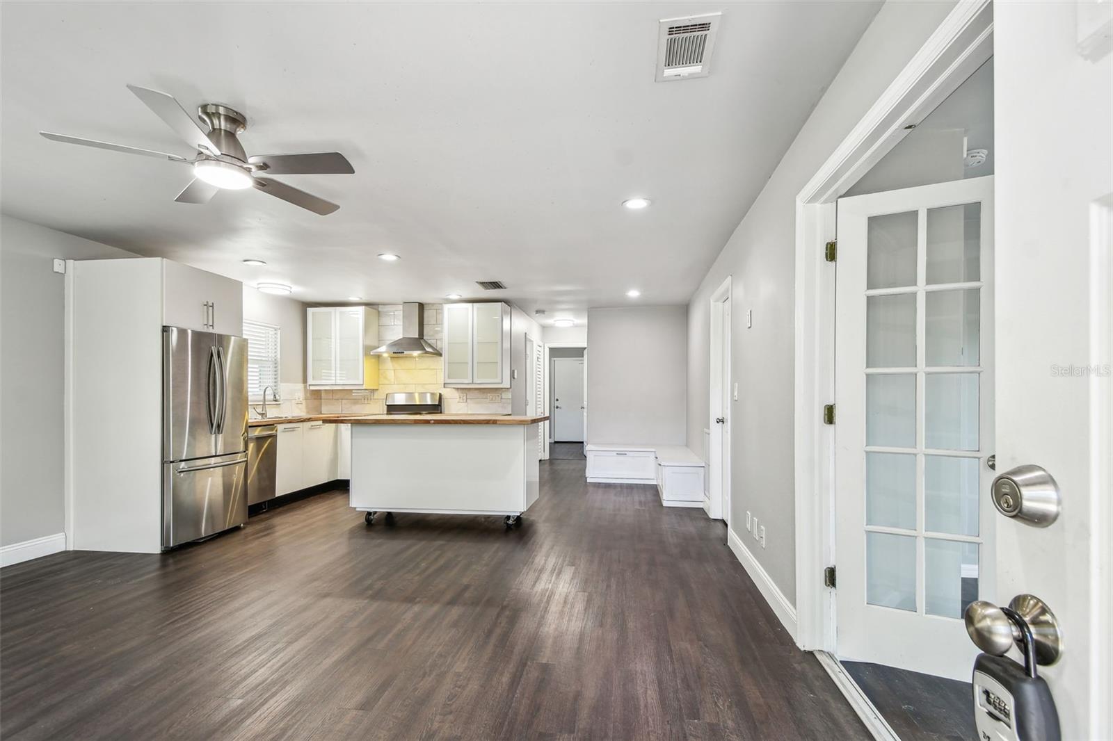 Image 9 of 75 For 483 32nd Avenue N