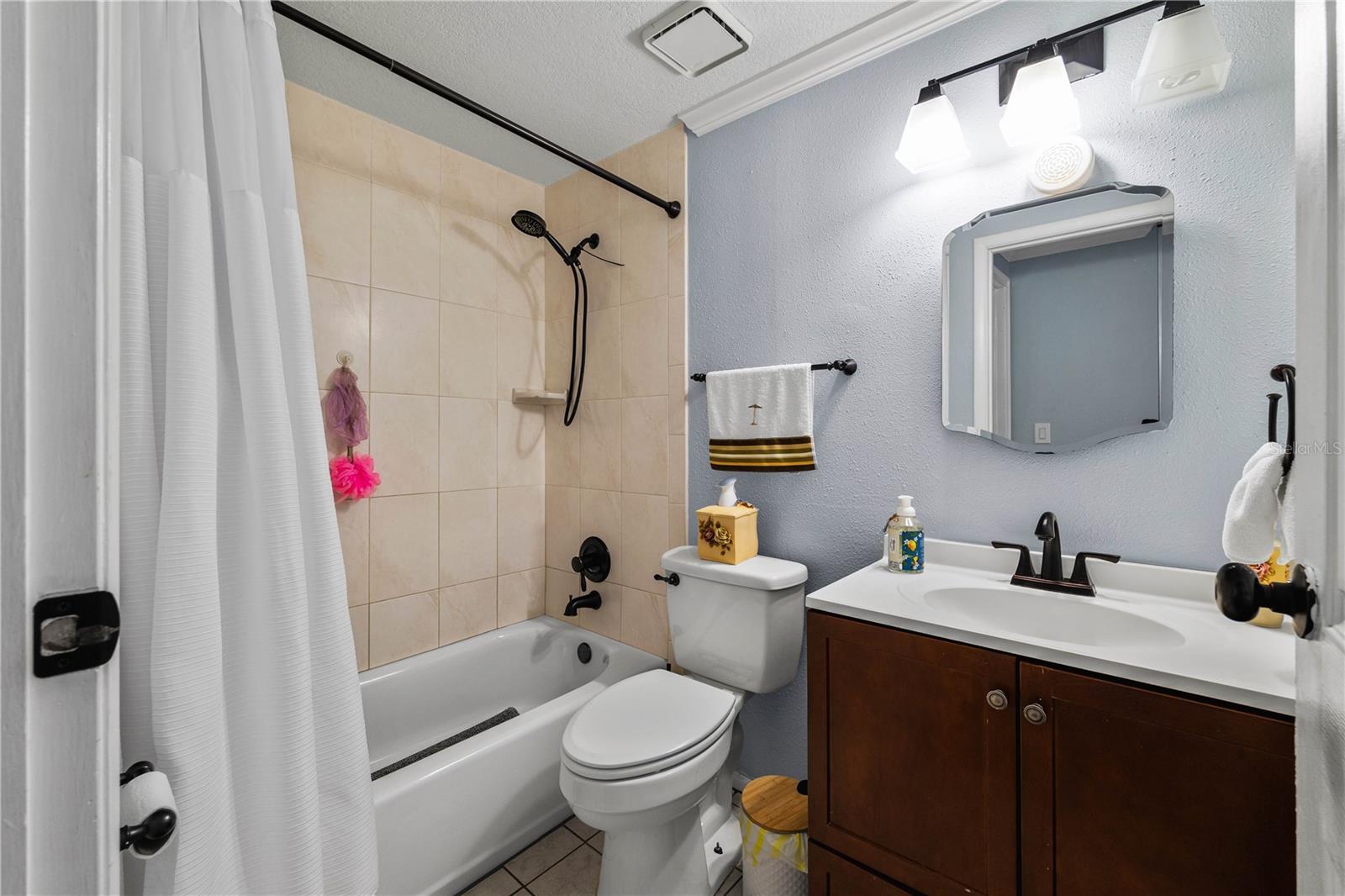 Image 12 of 33 For 5346 Black Pine Drive