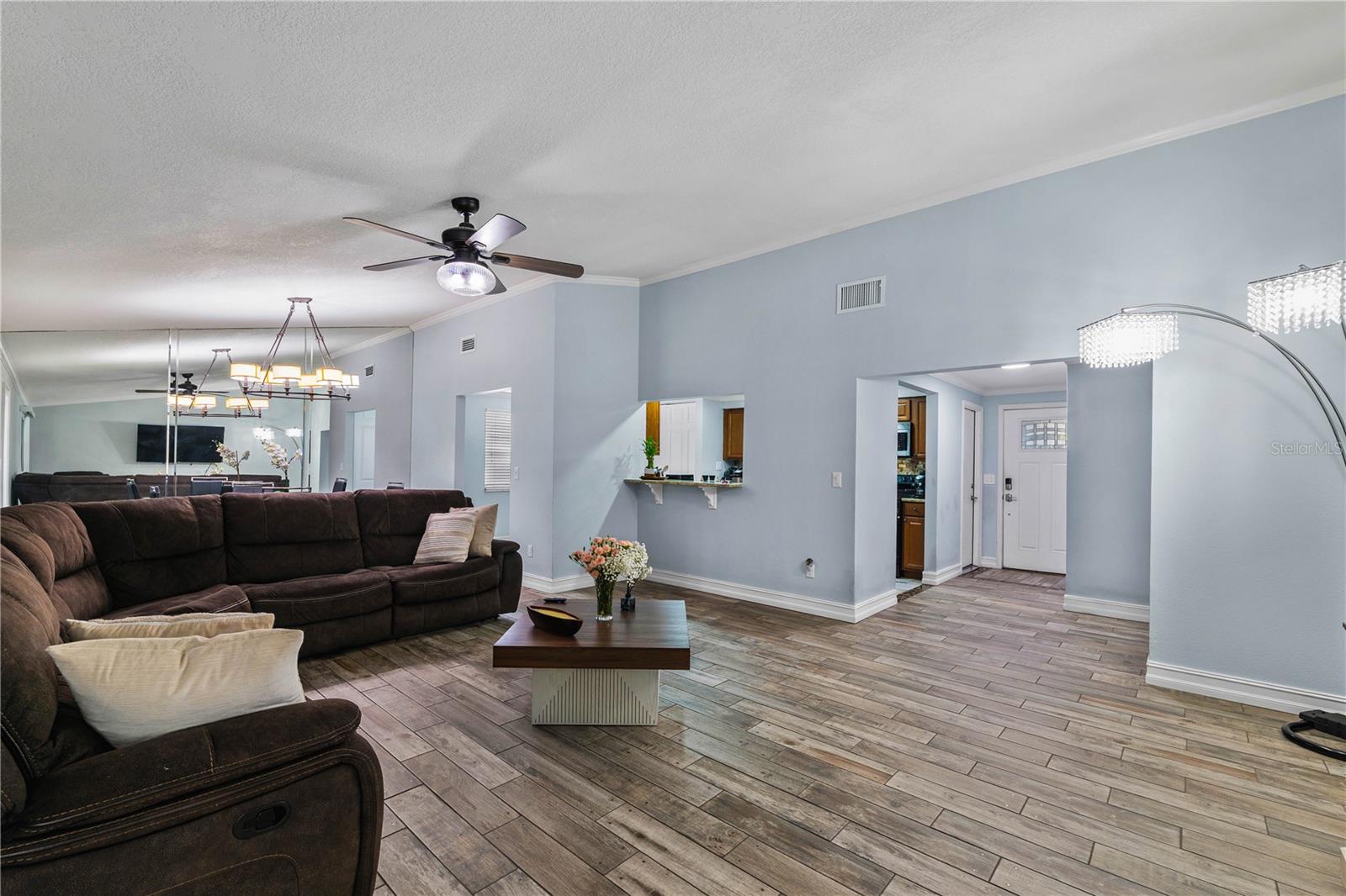 Image 16 of 33 For 5346 Black Pine Drive