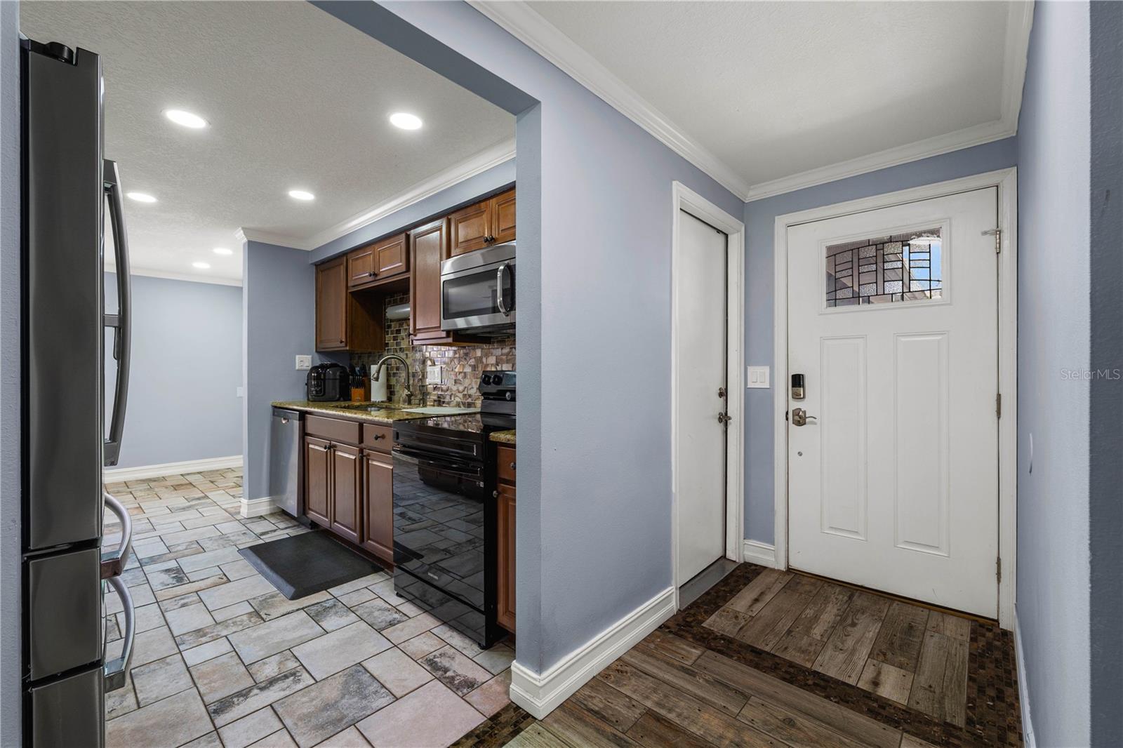 Image 4 of 33 For 5346 Black Pine Drive