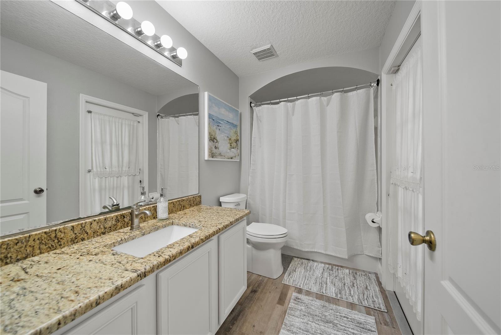 Image 38 of 50 For 4512 Pointe O Woods Drive