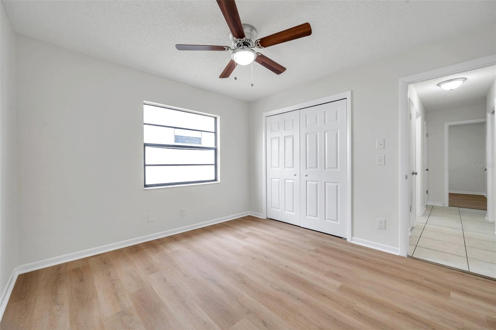 Listing photo id 30 for 734 Flamingo Drive