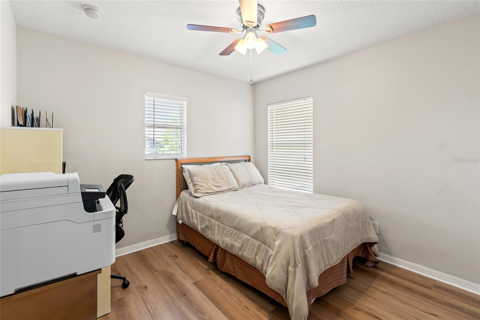 Image 14 of 44 For 17509 Queensland Street