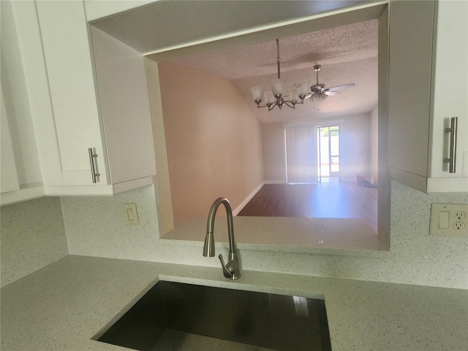 Image 11 of 32 For 209 Corkwood Ln