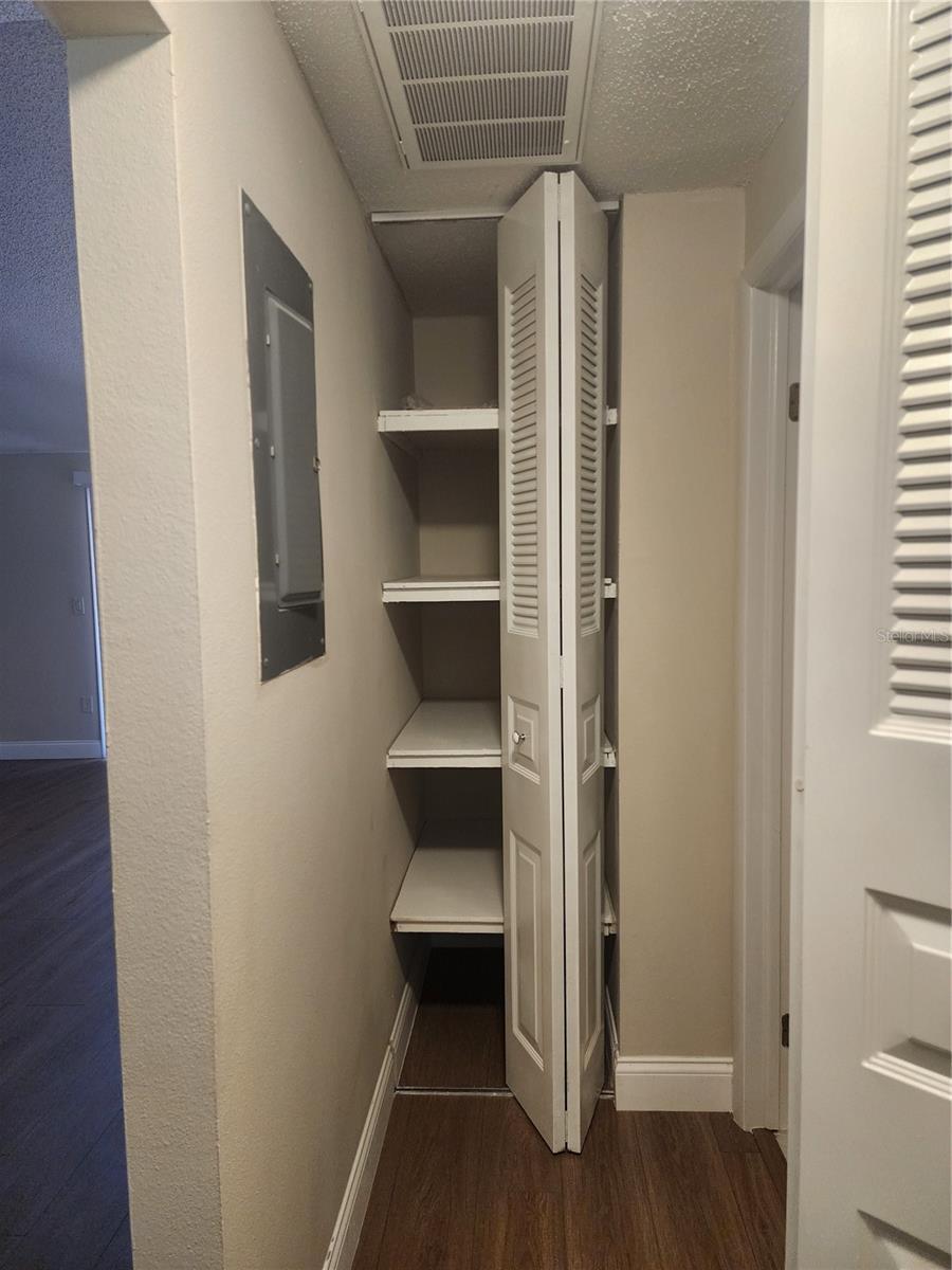 Image 23 of 32 For 209 Corkwood Ln